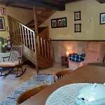 La Casina De Santulaya Adrales