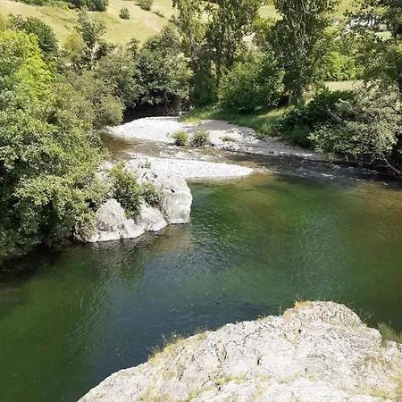 La Casina De Santulaya شاليه