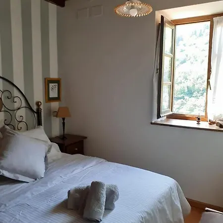 La Casina De Santulaya شاليه