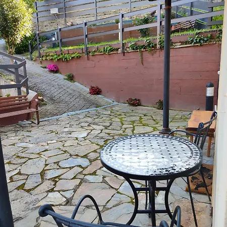 La Casina De Santulaya Adrales